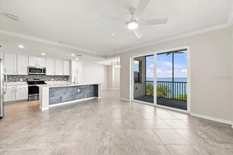 Building Photo - 920 Tidewater Shores Loop