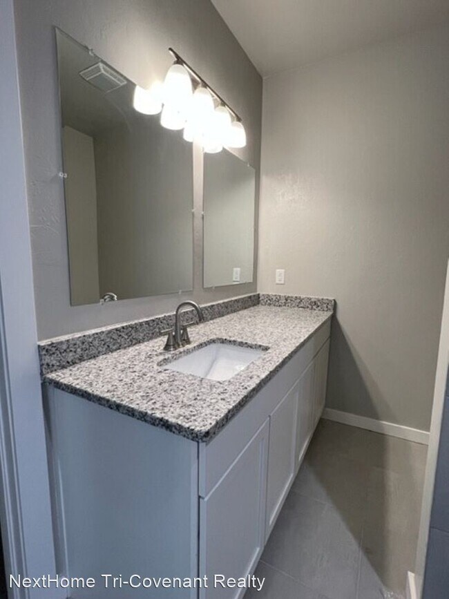 Building Photo - 3 br, 2 bath House - 1509 SW Heatherbrook Way