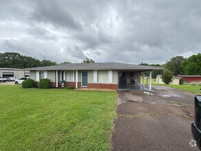 Building Photo - 12304 Hwy 45