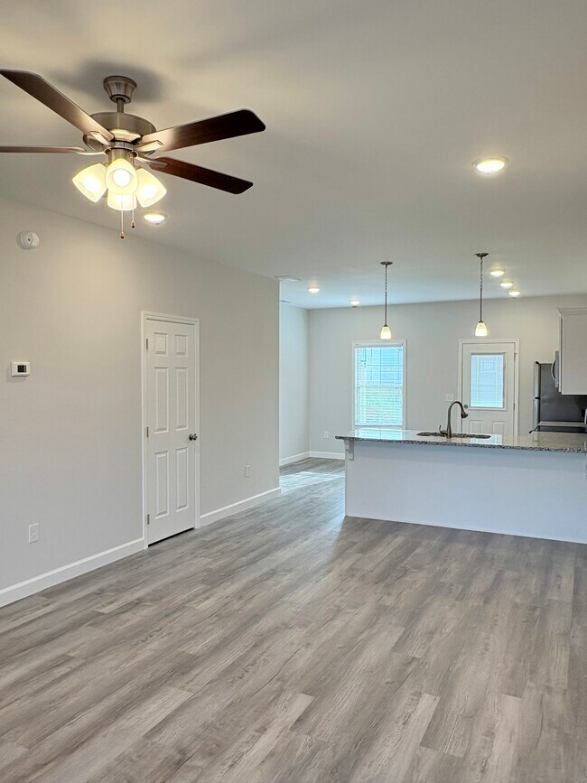 Foto del edificio - 934 Rodeo Ln