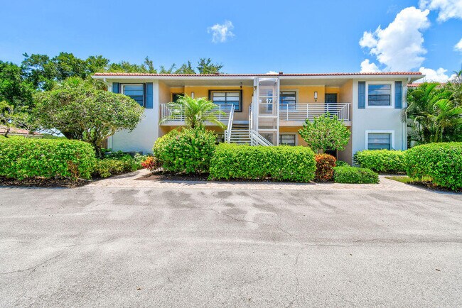 Foto del edificio - 17 Southport Ln