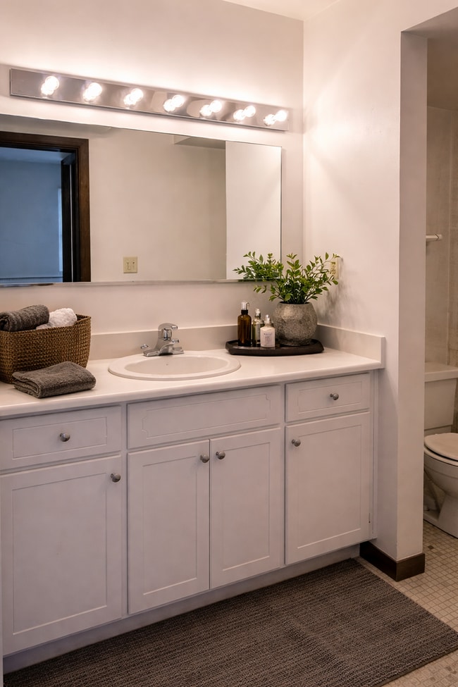 Interior Photo - English Meadows Apartments