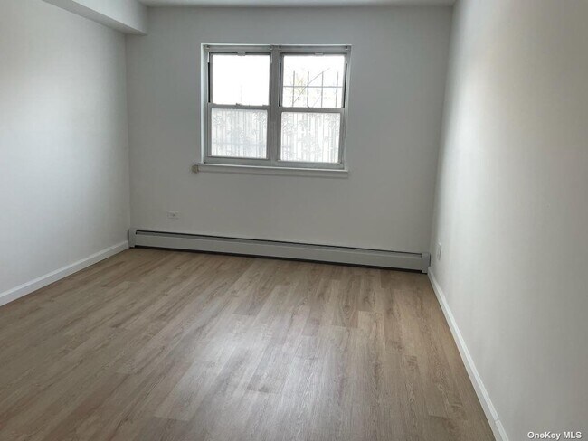 Building Photo - 144-35 37th Ave