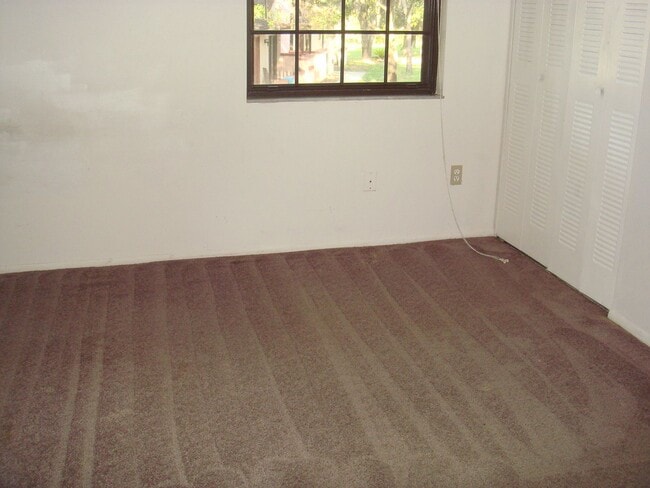 Building Photo - FOR RENT – 2 Bed /  2 Bath condo in the Shores – Available Now!