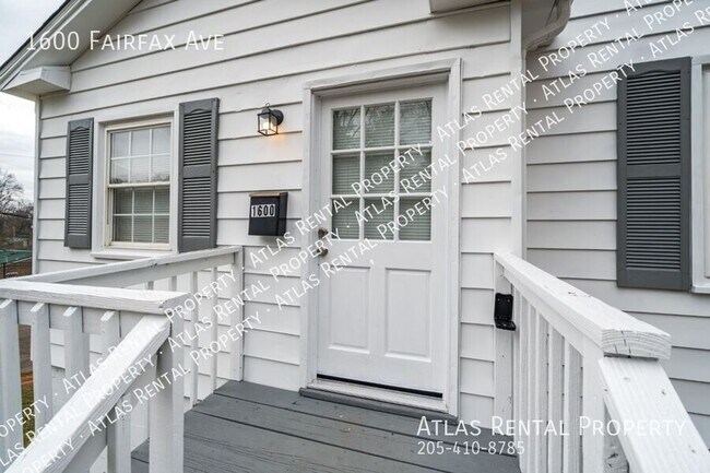 Building Photo - 1600 Fairfax Ave