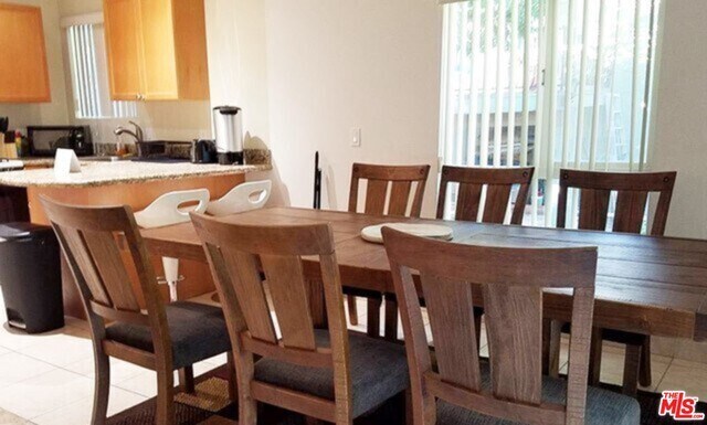 Foto del edificio - 10366 Eastborne Ave