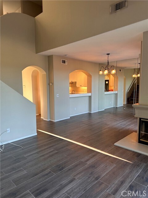 Building Photo - 27 La Mirage Cir
