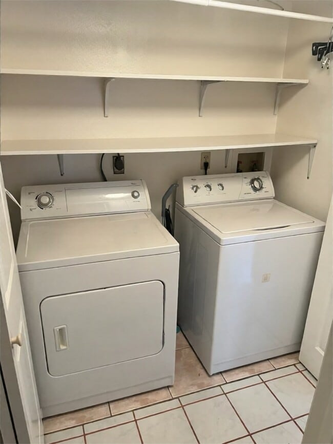 Foto del edificio - 1054 Lotus Cove Ct