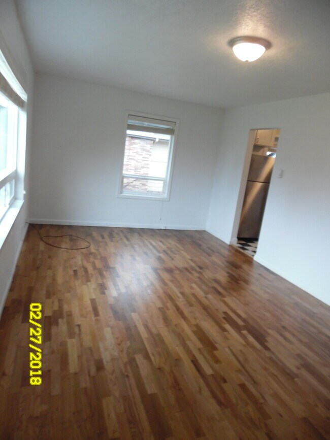 Building Photo - 1315 NW Birch St