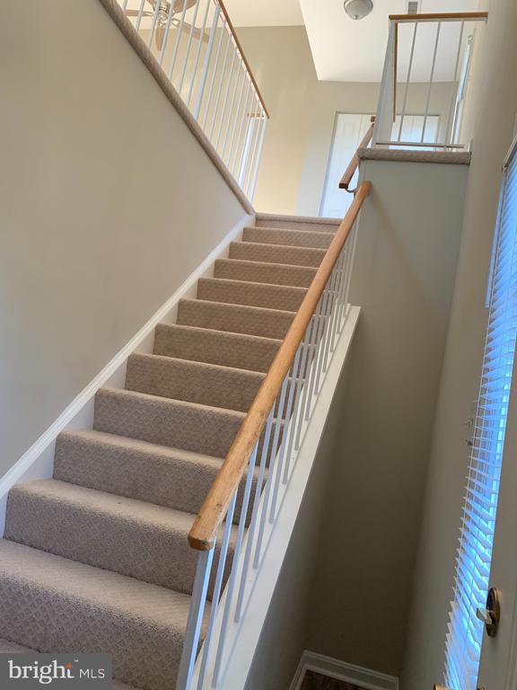 Building Photo - 7575 Belle Grae Dr