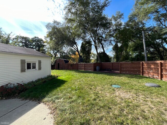Foto del edificio - 2 br, 1 bath House - 54255 Maple Lane
