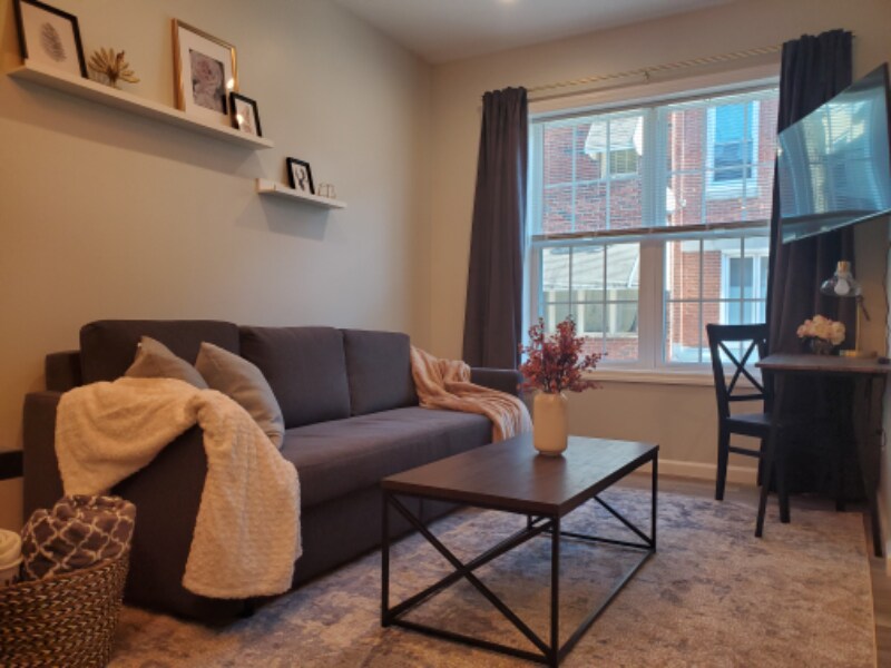 Foto principal - 2212 S Rosewood St