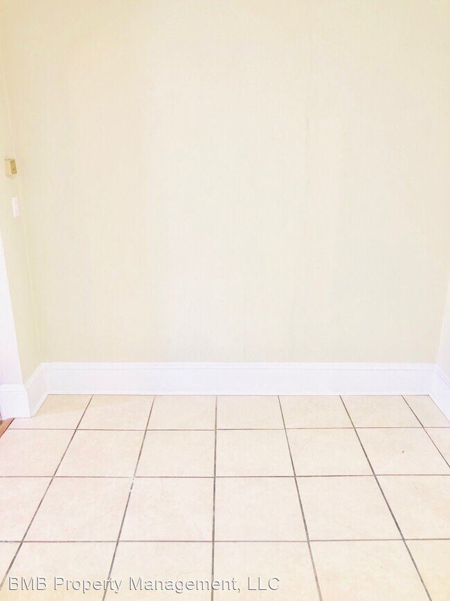 Building Photo - 1 br, 1 bath House - 334 S Capitol Pkwy