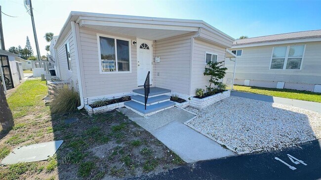 Foto del edificio - Regency Cove 55+ Gated Community - 2 bedroom won't last long, come See!!