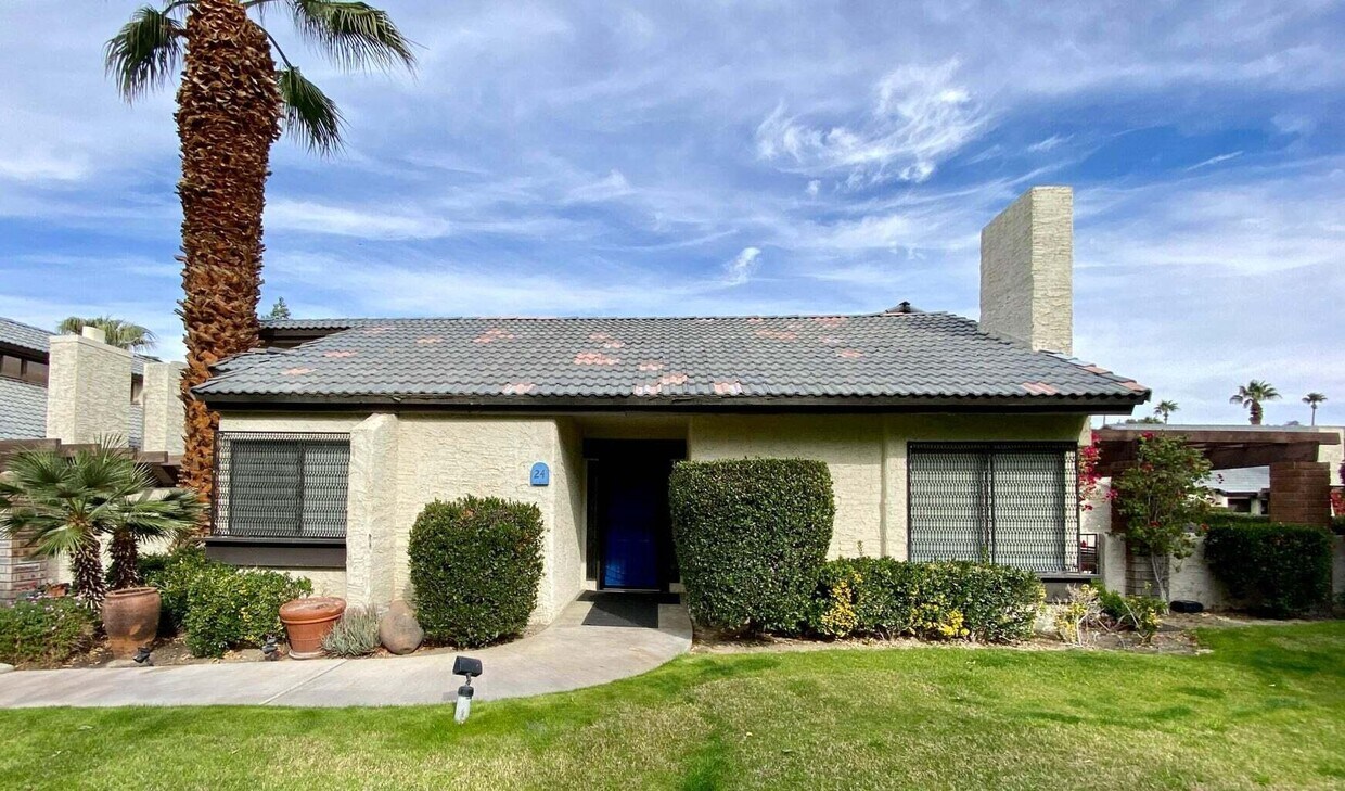 Primary Photo - 24 Pueblo Vista Dr