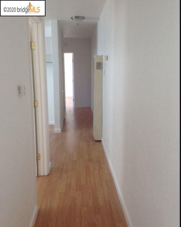 Foto del edificio - 255 W 11th St