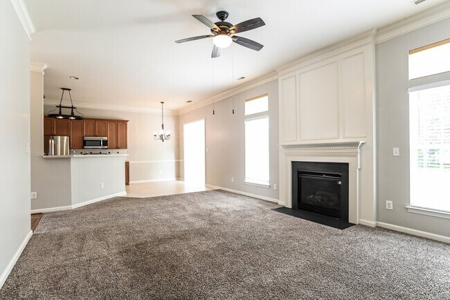 Foto del edificio - 1109 Warren Red Way