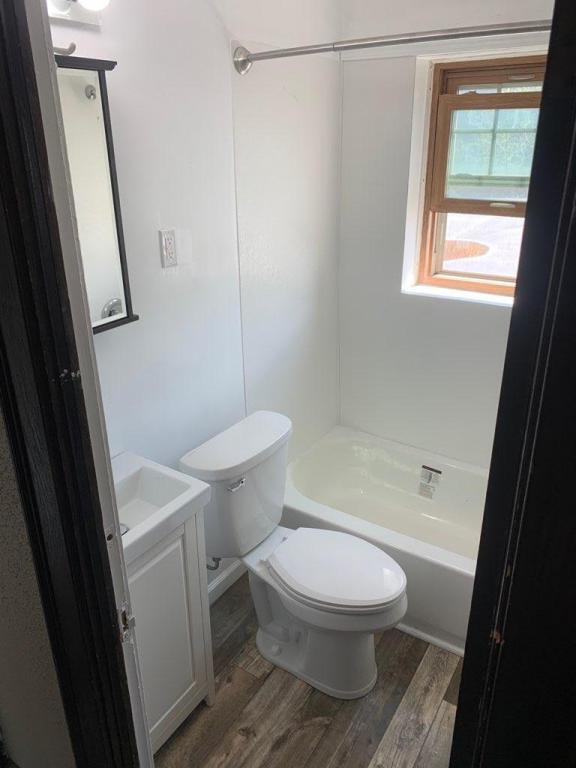 Building Photo - 1808 Tower Ave, APT A