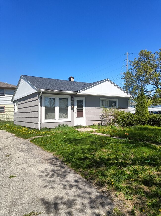 Foto del edificio - 2 Bedroom Single Family Home