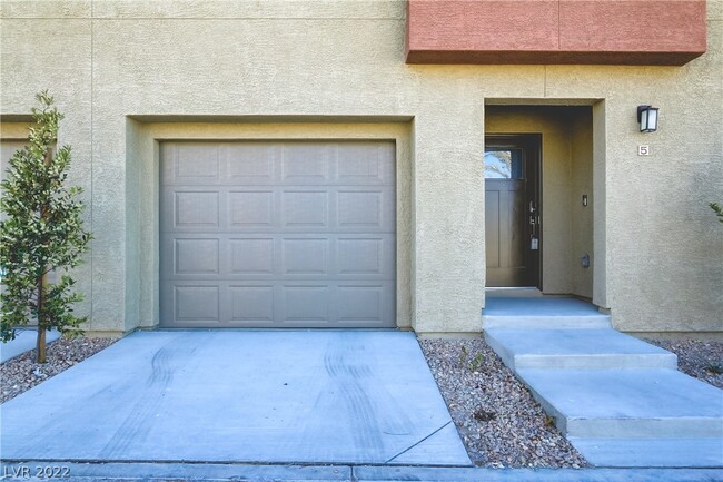 Building Photo - 12213 Harvest Sky Way