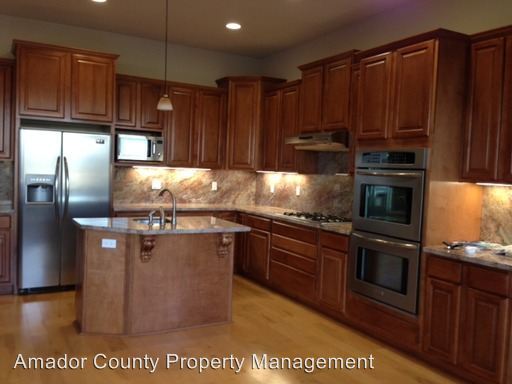 Building Photo - 10548 Ridgecrest Dr