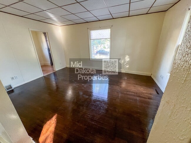 Foto del edificio - 405 S Minnesota- 3 Bedroom House