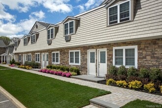 Building Photo - 621 Terrace Rd