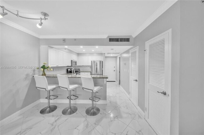 Foto del edificio - 2501 S Ocean Dr