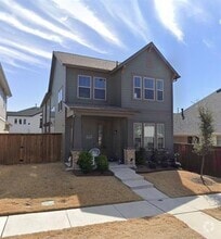 Building Photo - 14441 Balmoral Pl