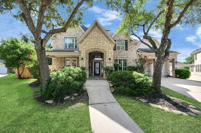 Building Photo - 3811 Parkside Dr