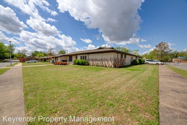 Foto del edificio - 3 br, 2 bath House - 5306 S 67th E Pl