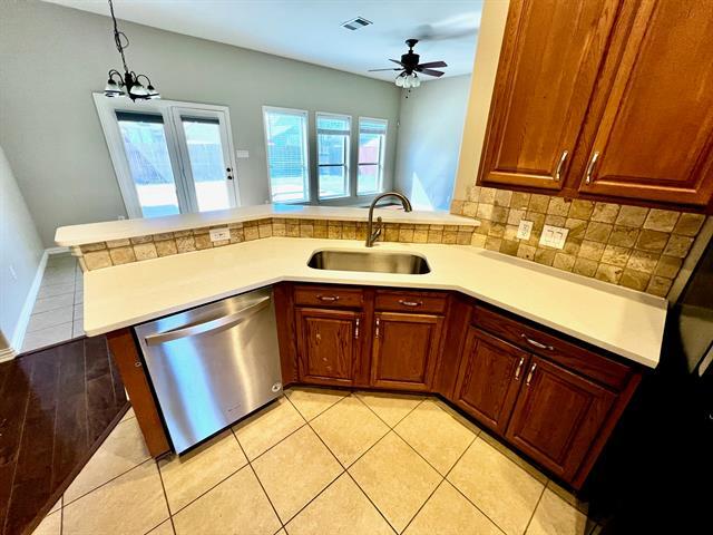 Foto del edificio - 1804 Lake Texoma Cir