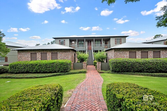 Building Photo - 32511 Water View Dr E