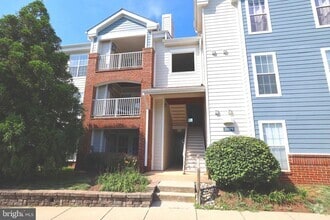 Building Photo - 20979 Timber Ridge Terrace