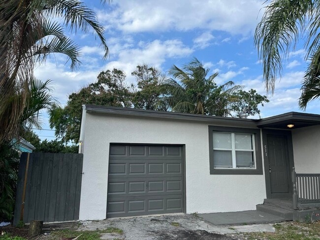 Photo - 511 W Palm St (Lantana, FL) House