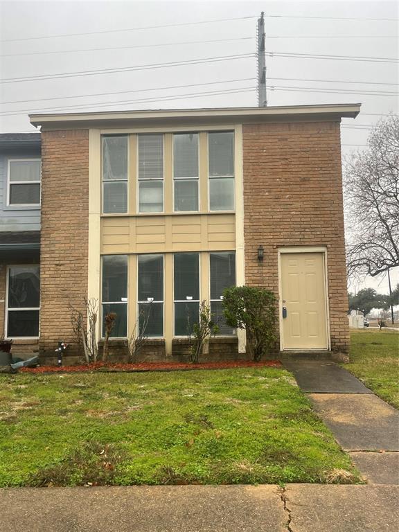 8294 Oakhaven Rd, La Porte, TX 77571 Condo for Rent in La Porte, TX