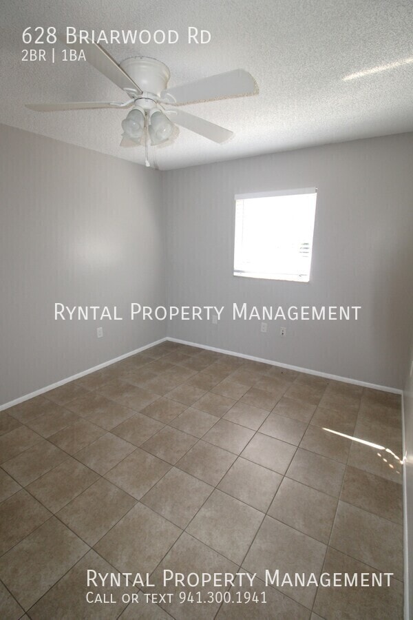 Building Photo - 628 Briarwood Rd