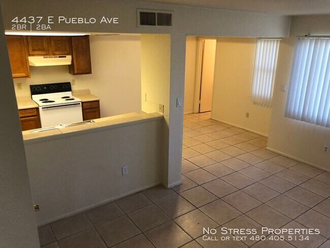 Building Photo - 2 Bed Town Home off 40th St and Broadway!