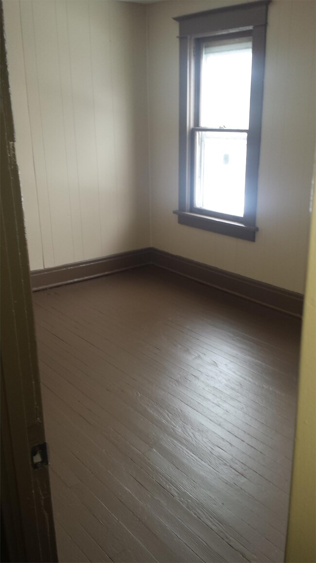 Building Photo - 153 W Delavan Ave