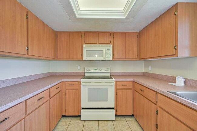 Foto del edificio - 906 SE 14th Terrace