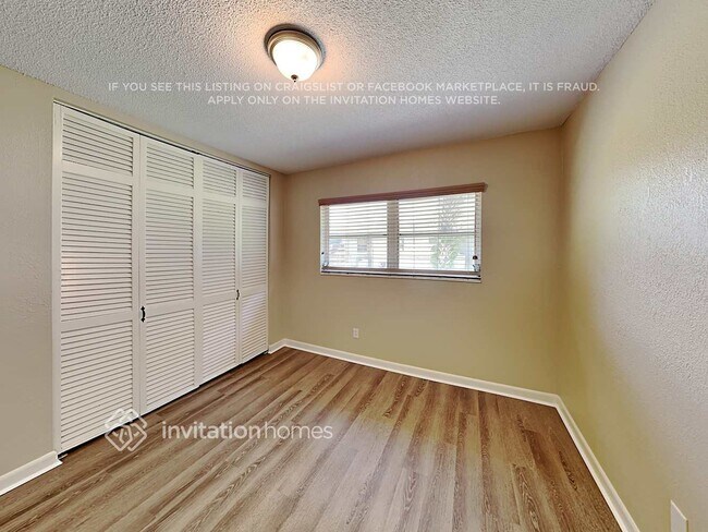 Foto del edificio - 2240 Kansas St