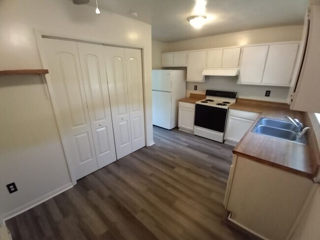 Foto del edificio - 4518/4520 Indiana Ave