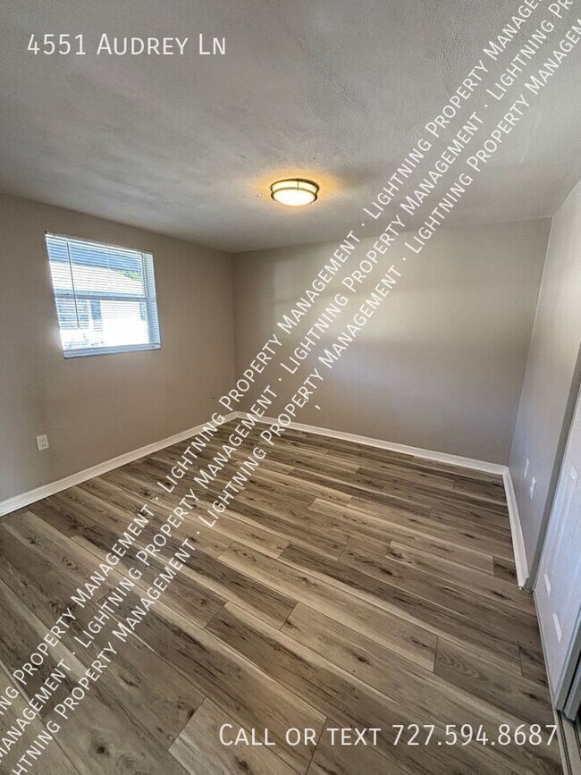 Building Photo - 4551 Audrey Ln