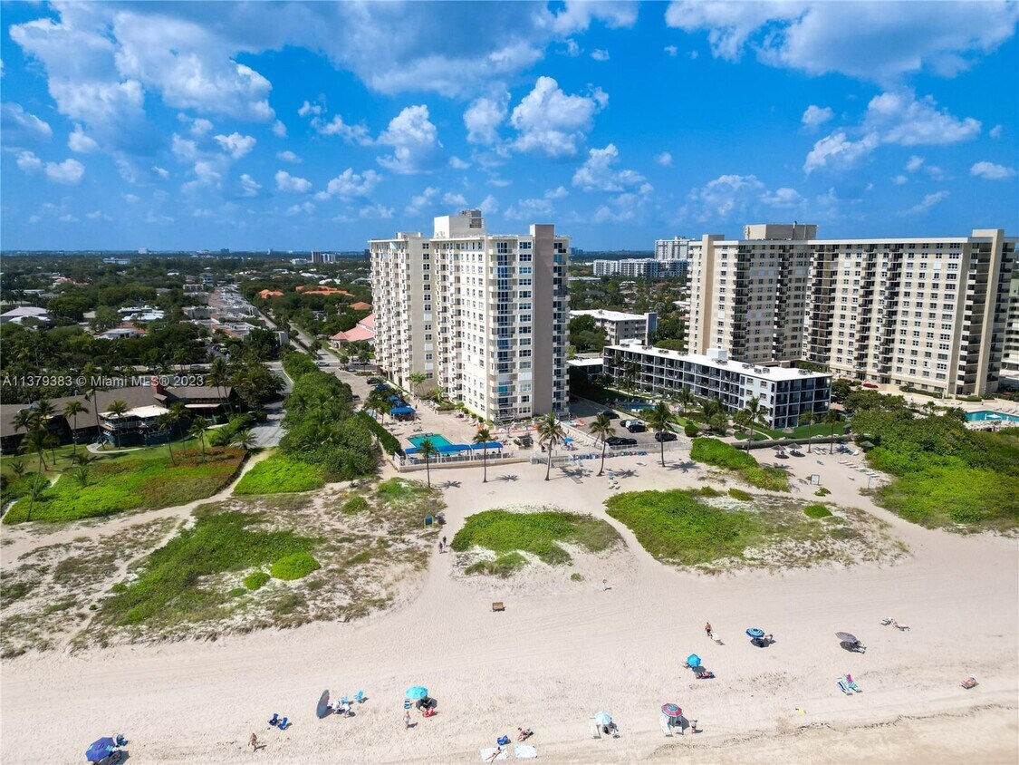Primary Photo - 2000 S Ocean Blvd
