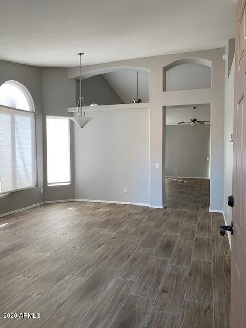 Foto del edificio - 1373 W Kesler Ln