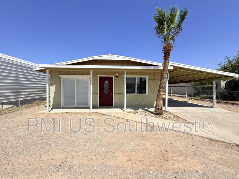 Primary Photo - 1386 Lakeside Dr