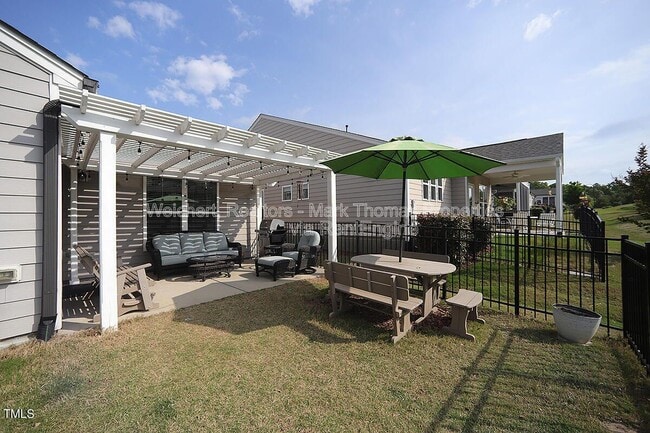 Building Photo - 520 Turnstone Dr