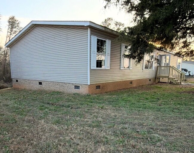 Foto del edificio - 796 Breazeale Rd