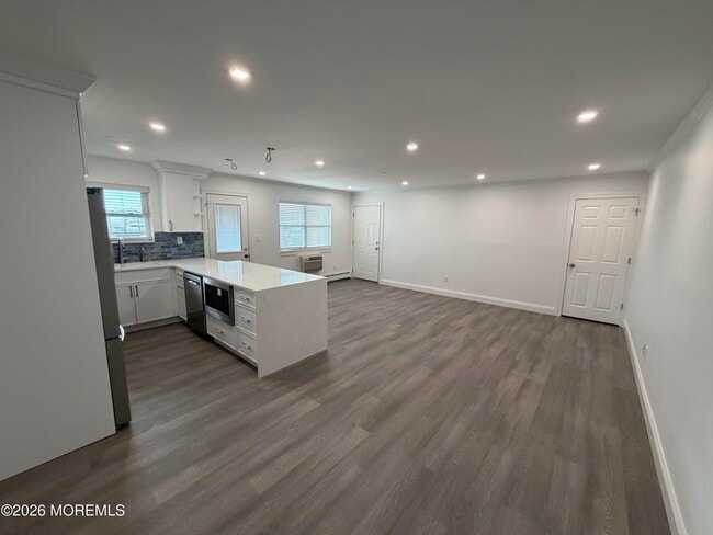 Building Photo - 135 Wharfside Dr