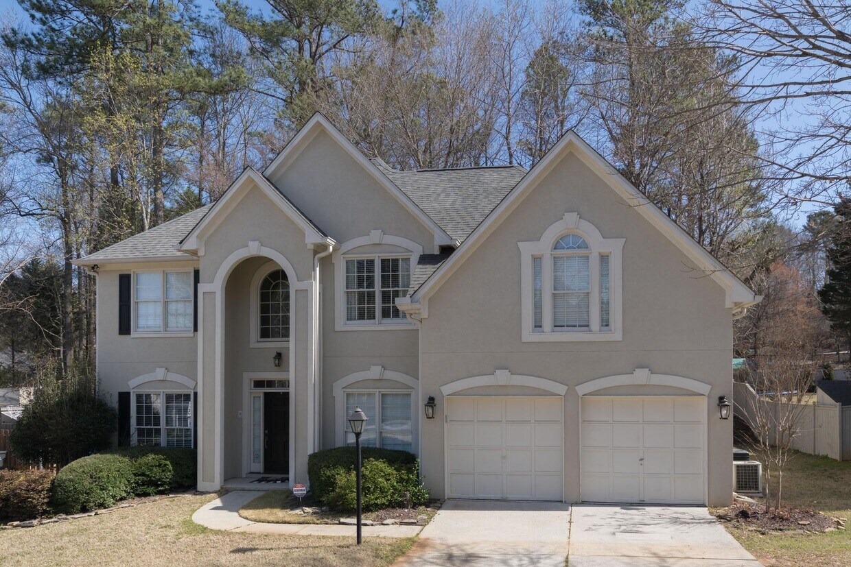 Primary Photo - Beautiful 4BR-2.5BA home close to downtown...